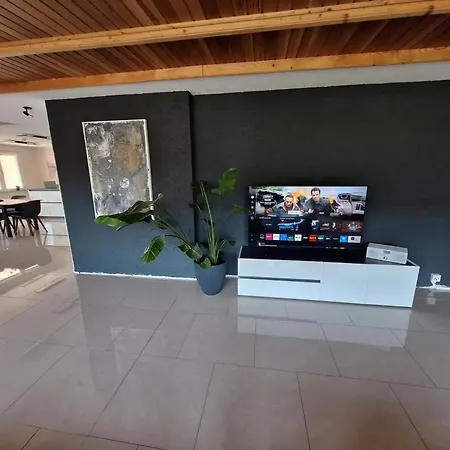 Pure Vista Hank Schwarzwaldblick 아파트 라우펜부르크