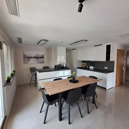 Pure Vista Hank Schwarzwaldblick 아파트 *